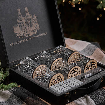 Набір для віскі на 6 склянок у дерев'яному кейсі