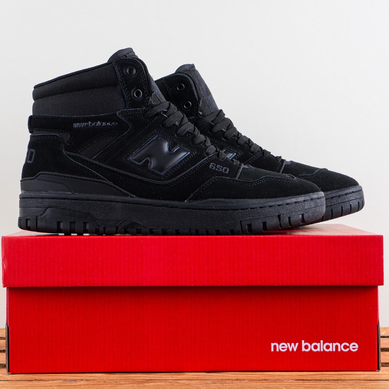 РОЗПРОДАЖ!! Зимові кросівки New Balance 650 повністю чорні, з хутром