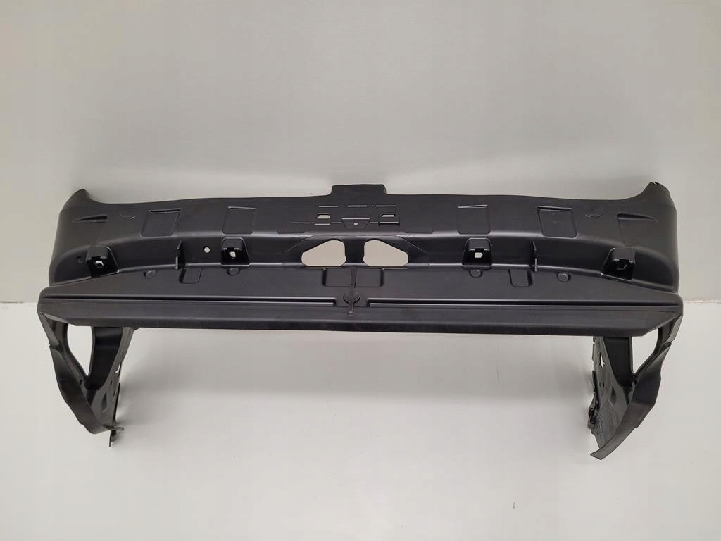 Дефлектор радіатора верхній BMW X5 G05 19-23 3.0T, 51747421675