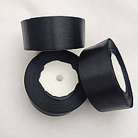 Атласна стрічка чорна 5 см 33 м