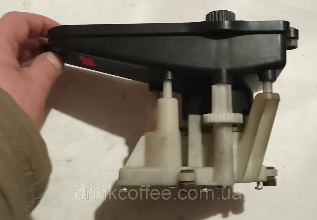 Кавомолка в зборі без двигуна для кавомашини DeLonghi ESAM 3100_2 SB б/у