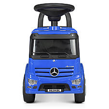 Каталка толокар Mercedes Antos 656-4 (пищалка на кермі, світло передні фари), фото 4