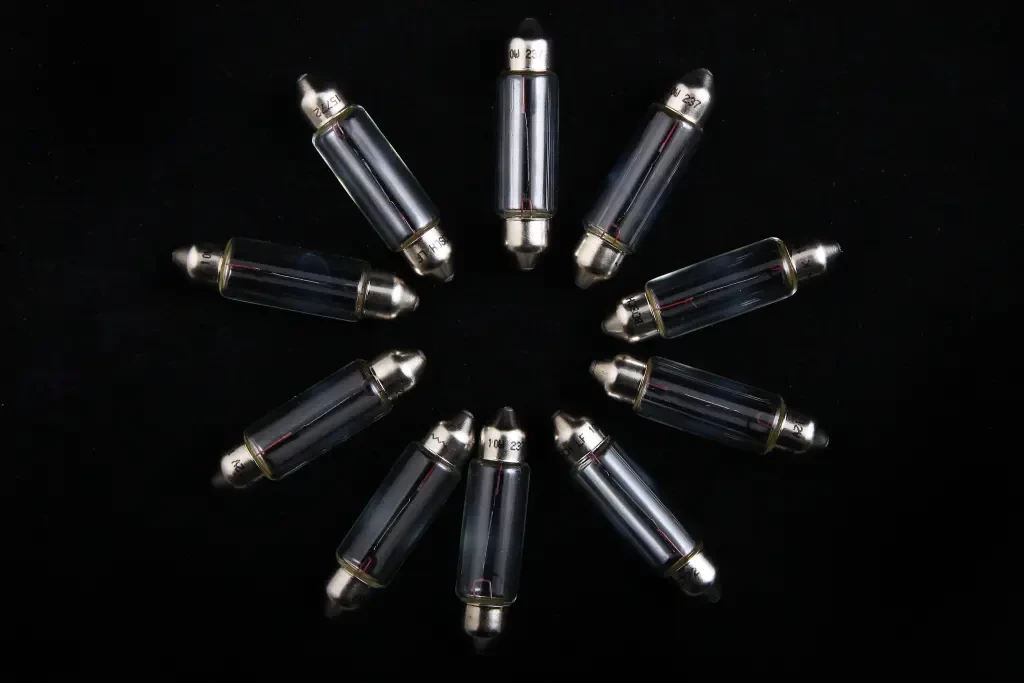 Лампа 12В салону 41мм 10 Вт C10W Bosch, фото 1