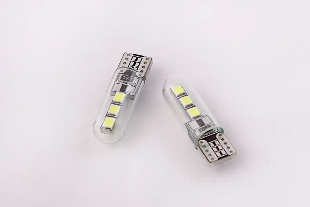 Лампа діодна 12В безцок. T10 6-SMD 2835 скло LED (2 шт.), фото 1