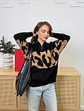 Теплий чорний жіночий светр оверсайз із леопардовою вставкою, фото 5