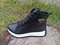 Кросівки жіночі шкіряні зимові