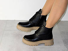 Черевики зимові жіночі шкіряні чорні на бежевій підошві 39р