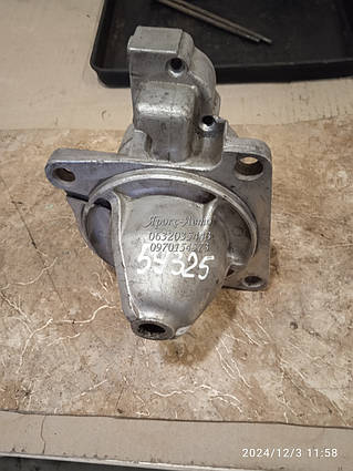 Передня кришка стартера Bosch 0001218145 Iveco 35 40 45 49 50 Daily 2.4 2.8 Renault Trucks Master