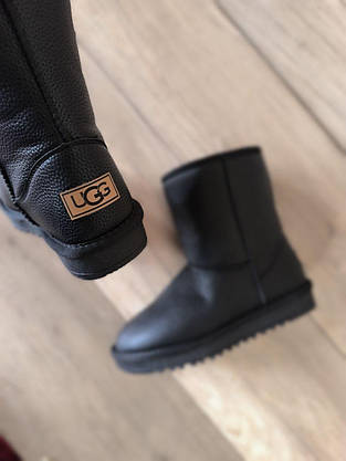 Уги ЧОРНІ з натуральної шкіри високі з лейбл Ugg чобітки теплі жіночі зима, фото 3