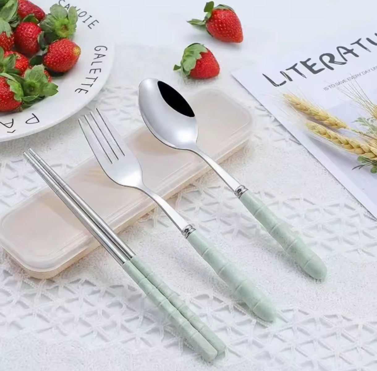 Набір столових приборів у футлярі 3 предмети зелений, фото 1