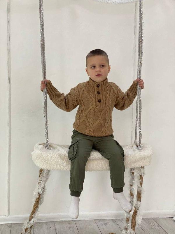 Зимовий светр для хлопчиків та дорослих із в'язки коричневого кольору під горло з візерунком ромб р. 122-158 та S-XL