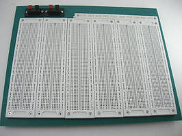 Безпайна макетна плата SYB-800