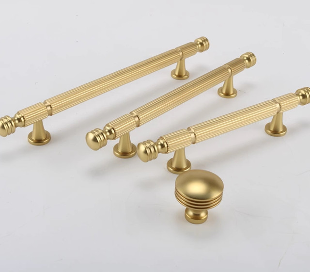 Ручка-скоба F-Retro сучасна класика OL-M101 BRASS GOLD