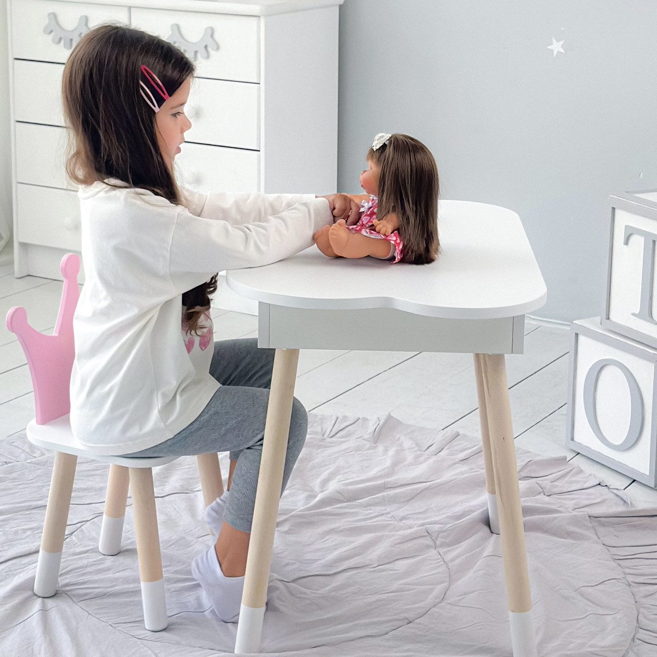Новинка! Дитячий стіл білий хмарка з нішею і стільчик корона рожевий 85866, фото 1