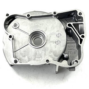 Кришка двигуна картер лівий квадроцикла ATV Sharx 200