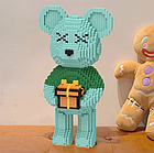 Конструктор Magic Blocks зелений ведмедик з подарунком Bearbrick, 3D конструктор 43 см, фото 3