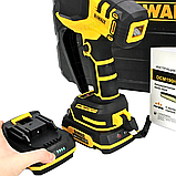 Компактна міні пила DeWalt з індикатором заряду й автозмащенням ланцюга Електропила акумуляторна 24V 5Аh, фото 7