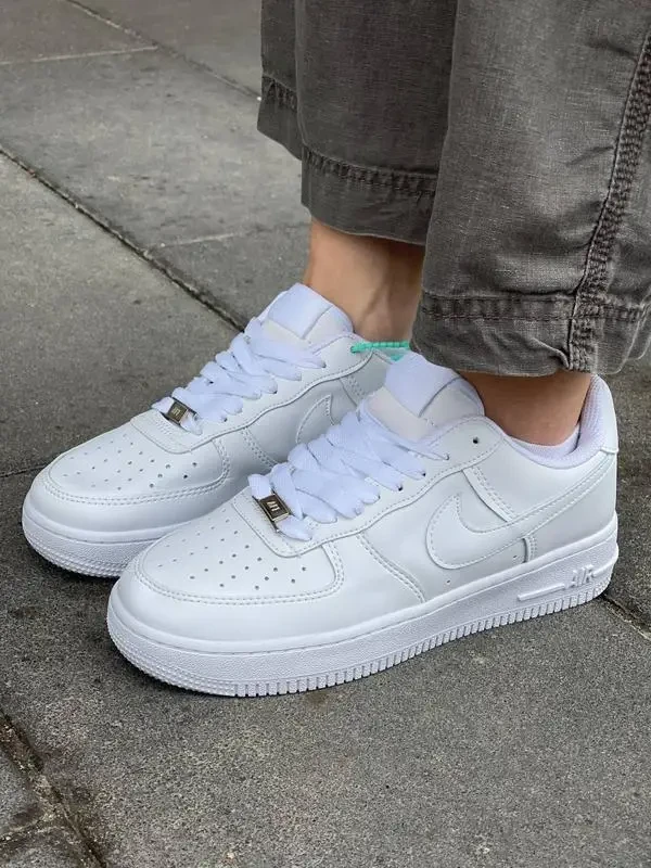 SALE! Жіночі Кросівки Nike Air Force білі