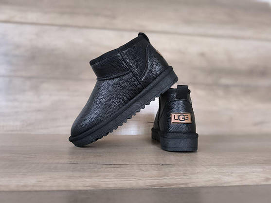 Уги ЧОРНІ шкіряні натуральники низькі (h = 11.5) з лейбл UGG на п'ятці унісекс 36р — 41 р мінігальфики зима, фото 5