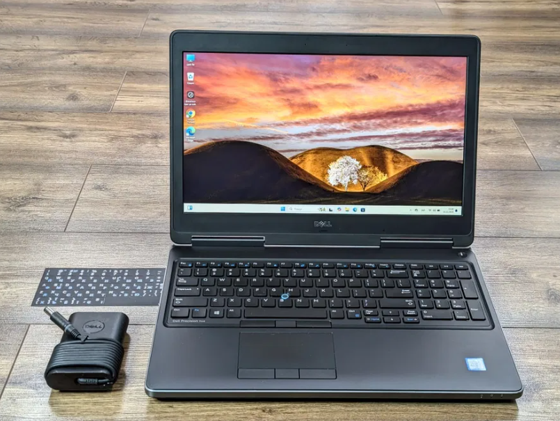 Б/в Ігровий ноутбук Dell Precision 7510 15.6" 1920x1080| i5-6300HQ| 16GB RAM| 512GB SSD| Radeon R9 M375X 2GB