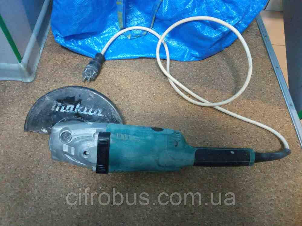 Шліфувальна машинка болгарка Б/У Makita GA9020