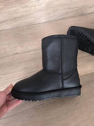 Уги ЧОРНІ з натуральної шкіри високі з лейбл Ugg чобітки теплі жіночі зима, фото 5