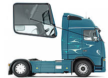 Бічне скло Volvo FH 1999-2013 передніх дверей праве