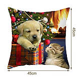 Різдвяна декоративна наволочка з новорічним принтом Біля ялинки 45х45, фото 2