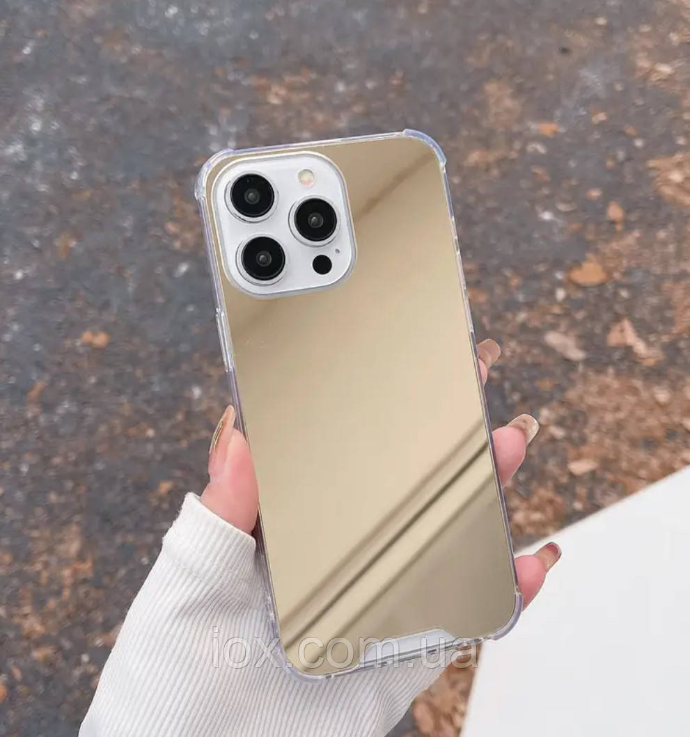 Дзеркальний золотий силіконовий чохол iphone 16pro протиударний