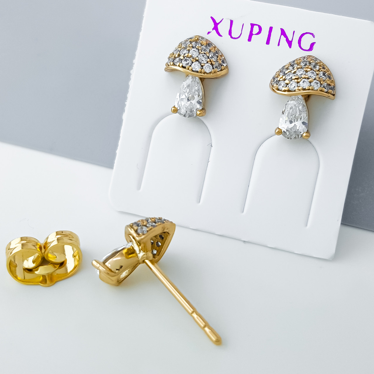 Сережки цвяшки "Грибочки" з розсипом каміння, медзолото Xuping позолота 18К, дитячі