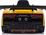 Дитяча акумуляторна машинка Maserati MC20 GT2 Жовта, фото 4