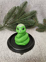 Мило змія. Символ 2025 року