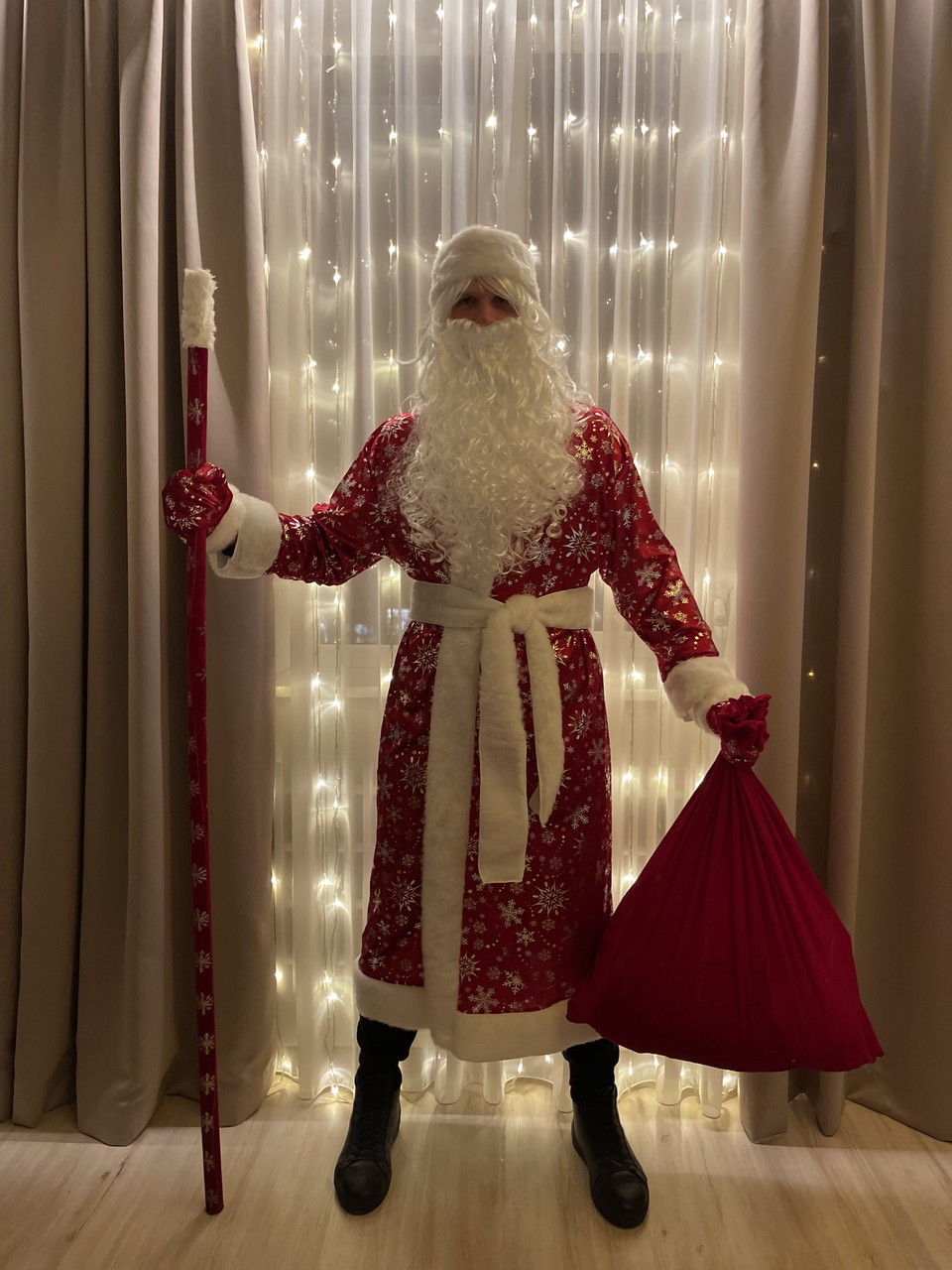 Костюм Діда Мороза, велюровий костюм новорічний з принтом сніжинка Дід Мороз, червоний Дід Мороз, фото 1