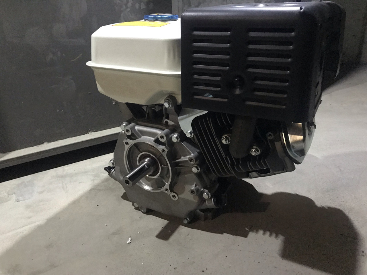 Двигун бензиновий внутрішнього згоряння LEX 188F 9.6 кВт 13HP, фото 1