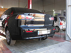 Фаркоп Mitsubishi Lancer X 2007-2012 (Мітсубісі Лансер 10) без підрізу бампера