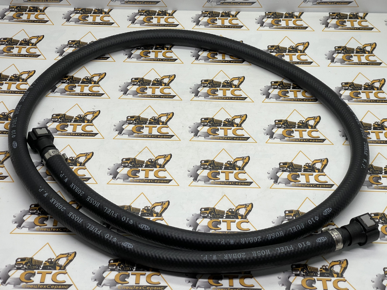 Паливний шланг L 1324 для двигуна DIESEL MAX на JCB номер 332/G6520