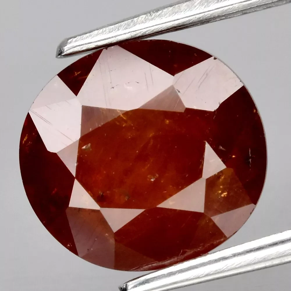 2.98 карат. Природний спесартин гранат