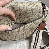 Невелика жіноча сумочка на плече Ck K6071 beige, фото 8