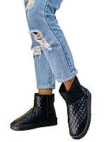 Чорні стьобані уггі короткі розмір 36 39 розмір