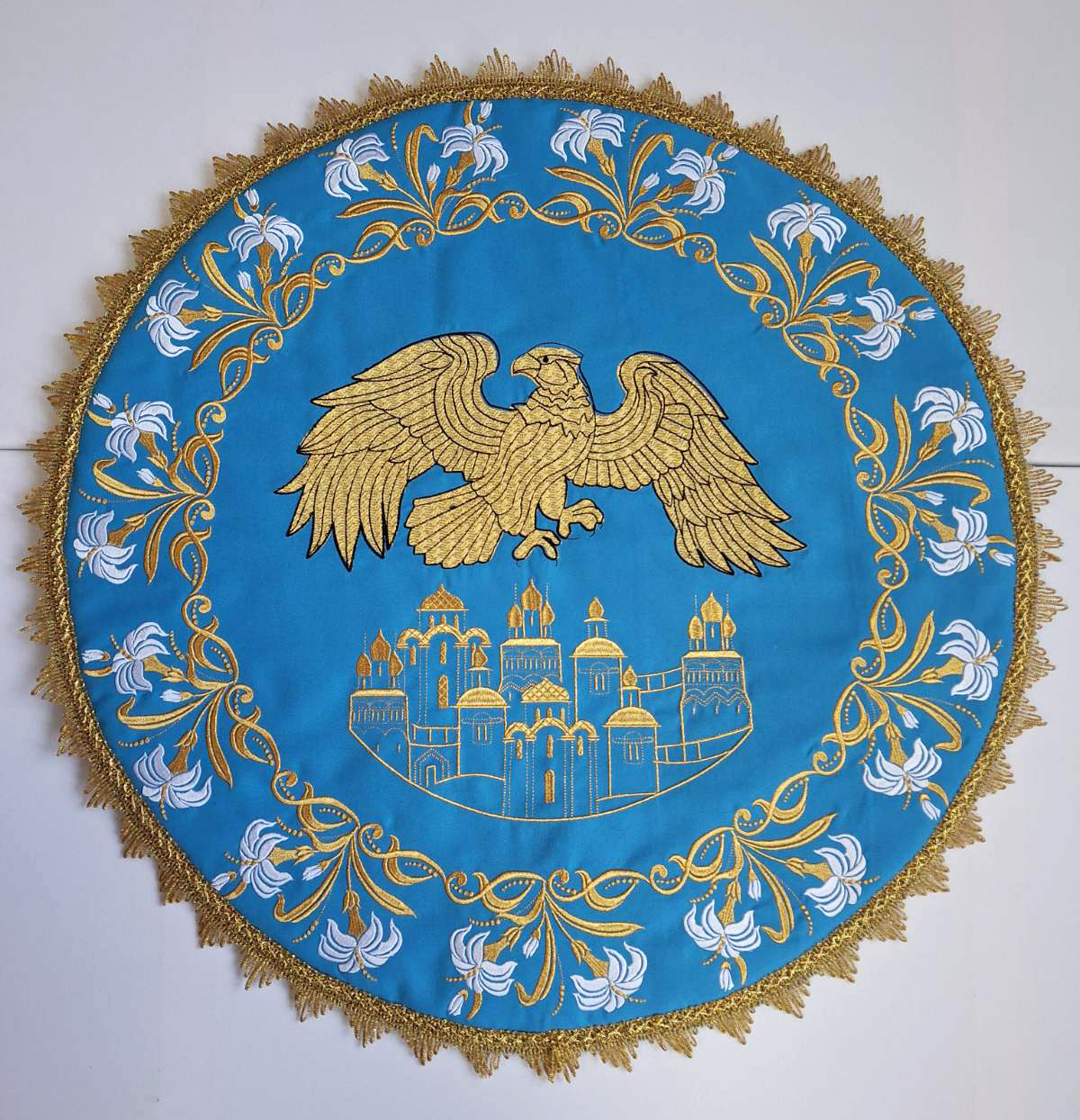Орелець церковний вишитий на габардині 70х70см (блакитний)