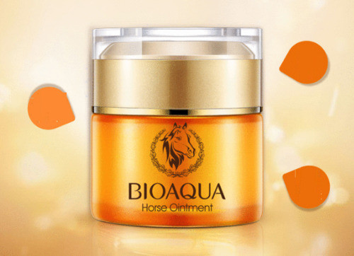 Зволожуючий живильний крем для обличчя з кінським жиром Bioaqua Horse Ointment Cream, 50 мл