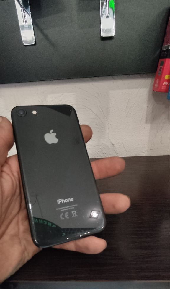 Б/в  Iphone 8  64GB no TOUCH id
