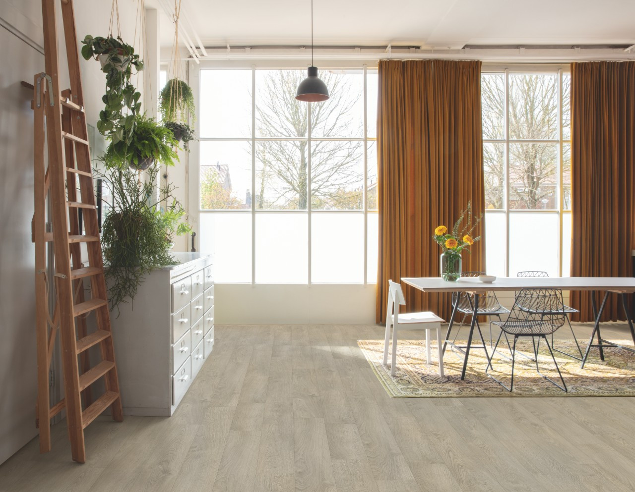 Ламінат Quick-Step Impressive Дуб старий світло-сірий CLM1405