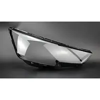 Пластикове скло на фару Audi A4 B9 2015-2020 праве (пасажирське)