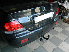 Фаркоп Mitsubishi Lancer IX 2003-2007 (Мітсубісі Лансер 9) без підрізу бампера