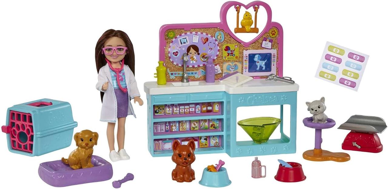 Ігровий набір лялька Барбі Челсі Ветеринарна клініка Barbie Chelsea Pet Vet Playset HGT12