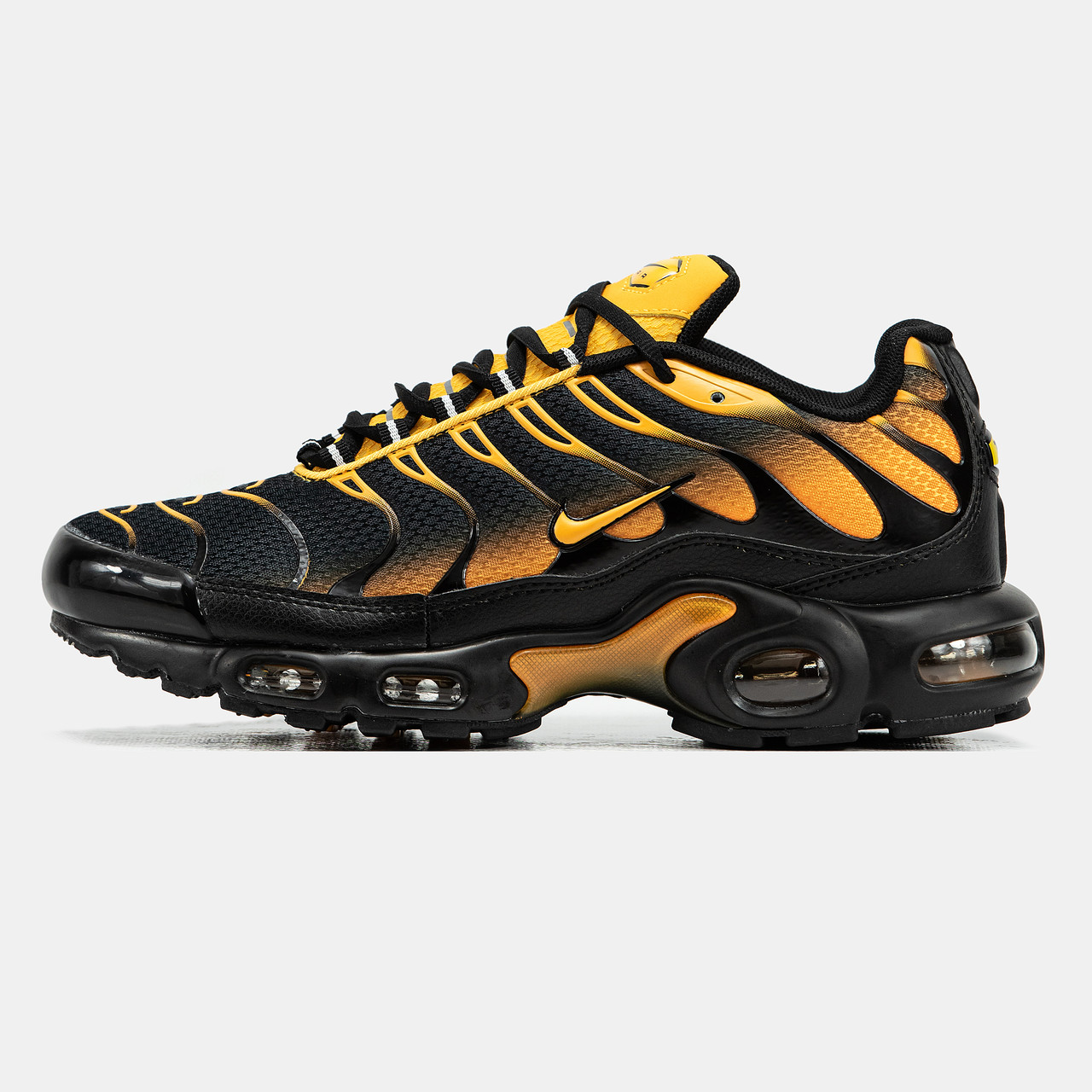 Чоловічі Кросівки Nike Air Max Tn Plus Black Yellow / Найк Аїр Макс ТН Плюс Чорні з Жовтим