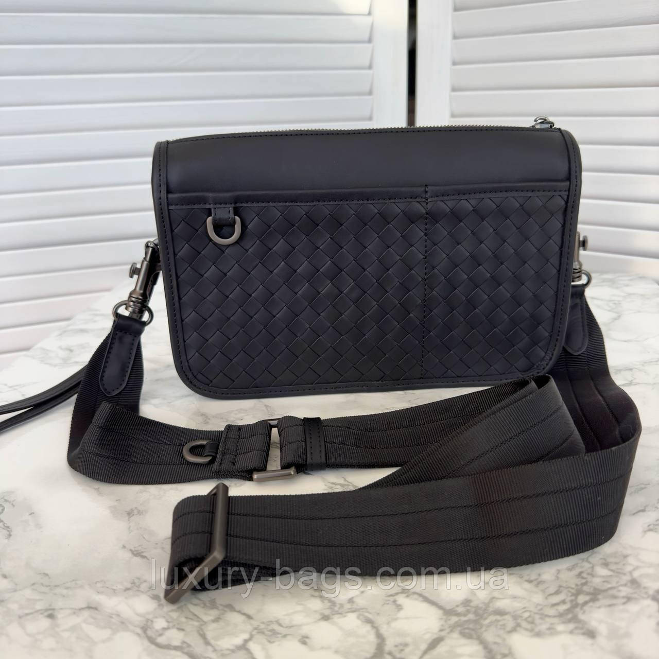Модна чоловіча шкіряна сумка-барсетка Bottega Veneta