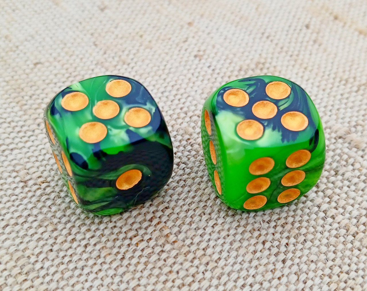 Гральні кубики для настільних ігор, d 16мм, акрилові.