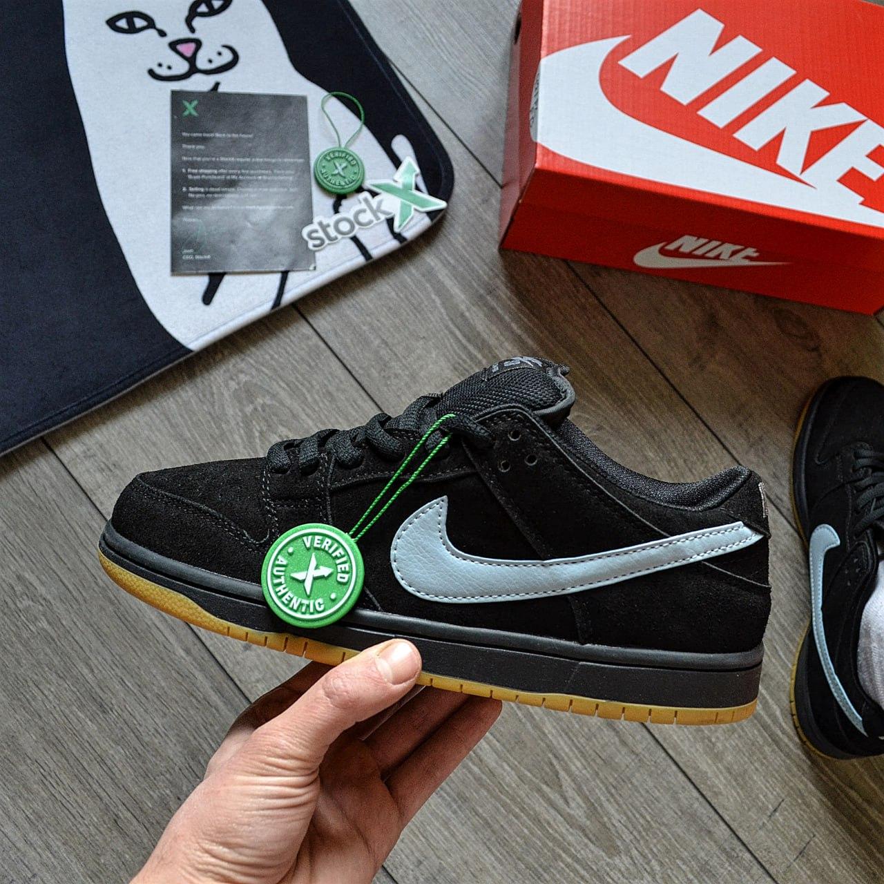 Чоловчі та жіночі кросівки Nike SB Dunk Low Black Чорні Взуття Найк СБ Данк Лоу текстиль замша повсякденні демісезон унісекс